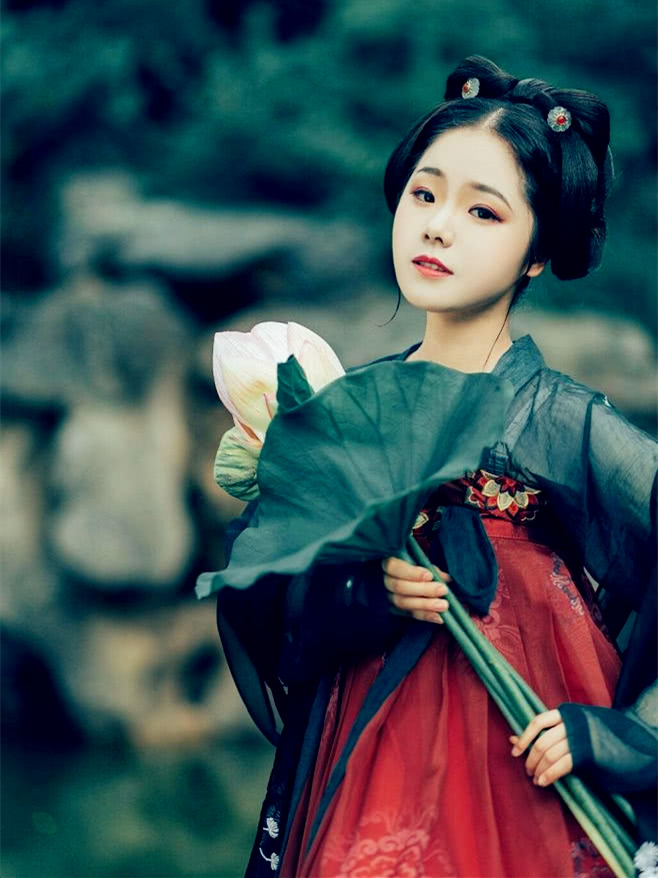 水瓶最美部位敏感,巨蟹最美部位不能乱碰