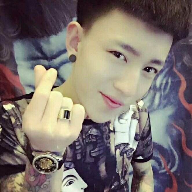 快手最帅男神,第一是李耀阳,"战神"洋竟然位列其中!