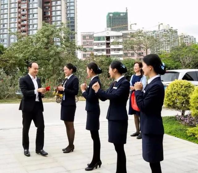 深圳豪宅开发商恒裕老板龚俊龙:做善事,我从不顾及后果的