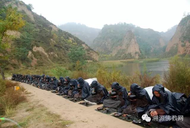 海城大悲寺僧团23年行脚历程缩影