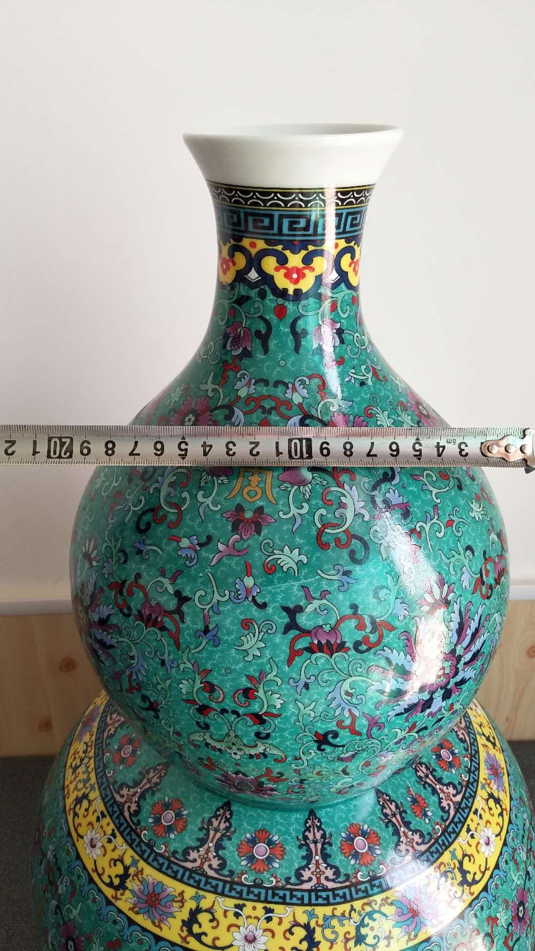 大清乾隆年,豆青色福寿葫芦,就这一只,各位藏友给鉴赏一番如何