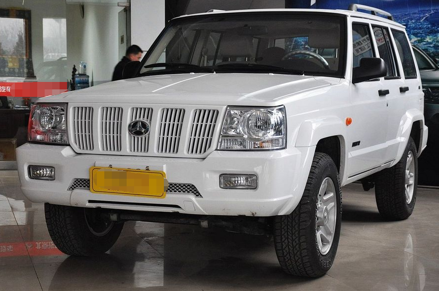 北汽制造北京牌骑士s12,英勇的姿态,好像奔赴战场的骑士一样