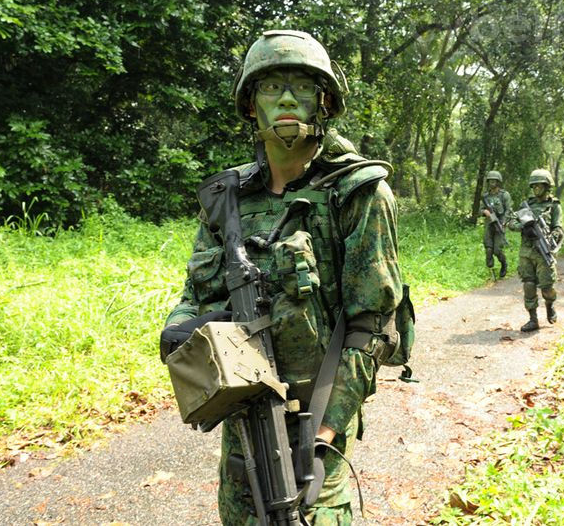 迷彩服真正的的作用是干什么,第一次使用迷彩服的是哪个军队?