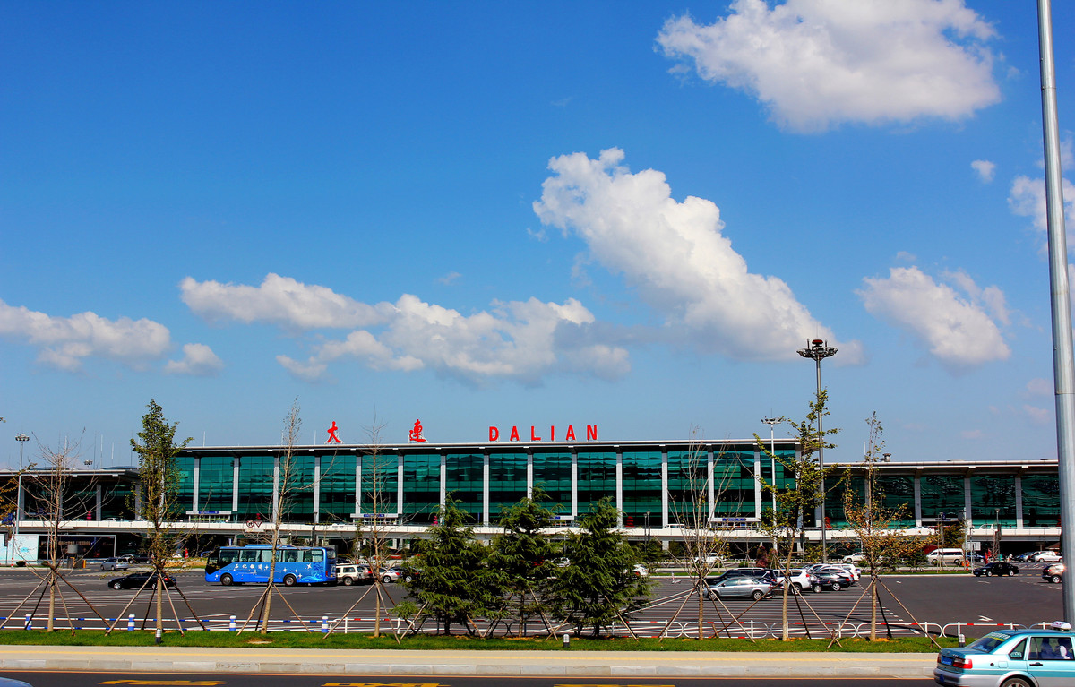 大连机场航站楼图片