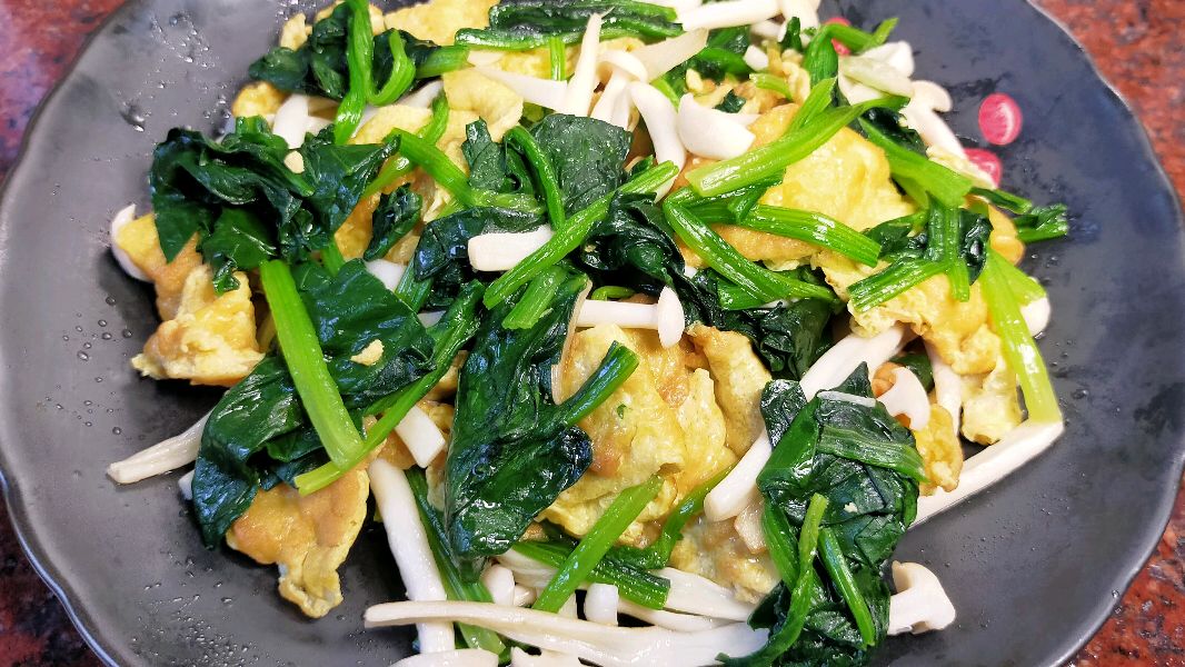 菠菜,被钟南山院士推荐为超级健康食物,小炒菠菜百吃不厌