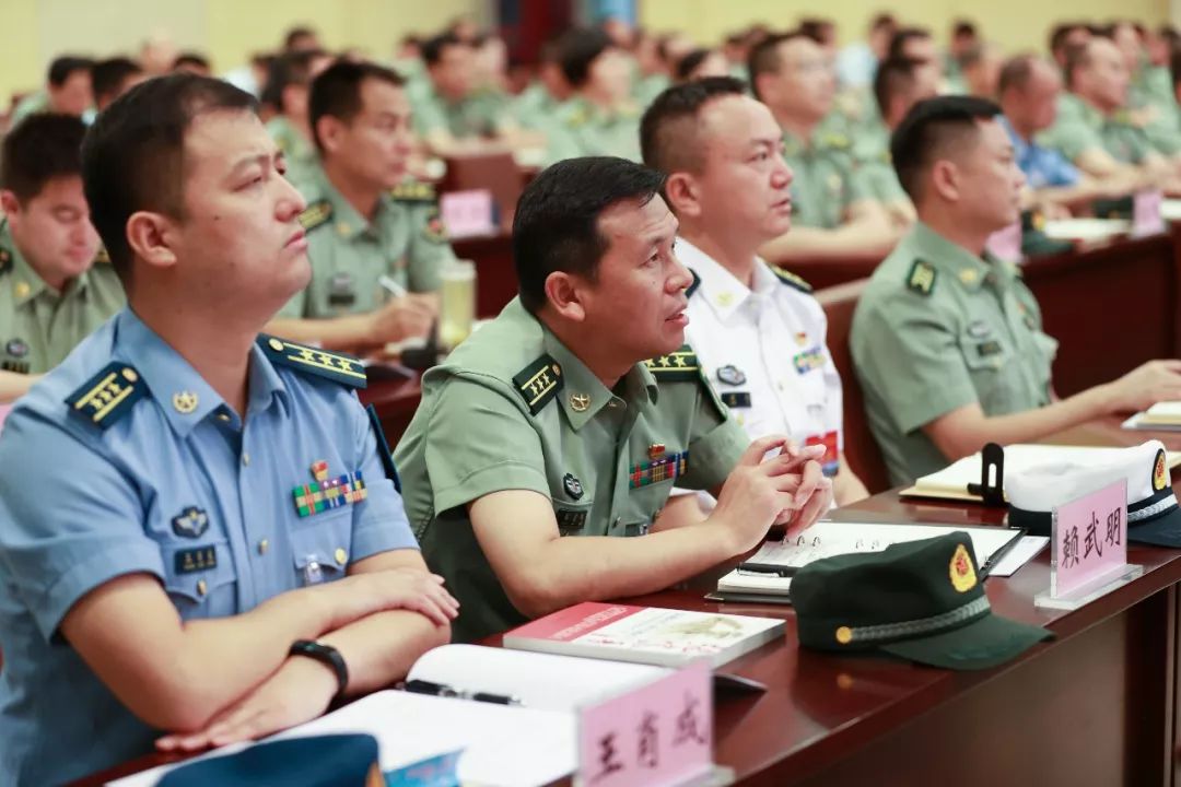 这个班不简单,百名将校军官集体寻"初心"