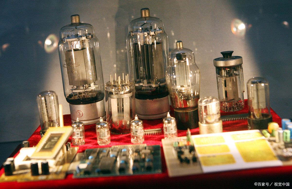 物理采用晶体管的计算机被称为 - 2020年最新商品信息聚合专区 - 百度