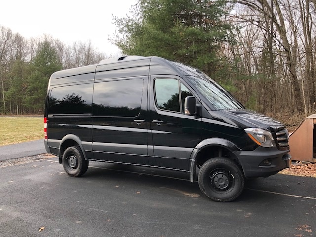 汽车:奔驰凌特面包车,一款全尺寸小型货车!