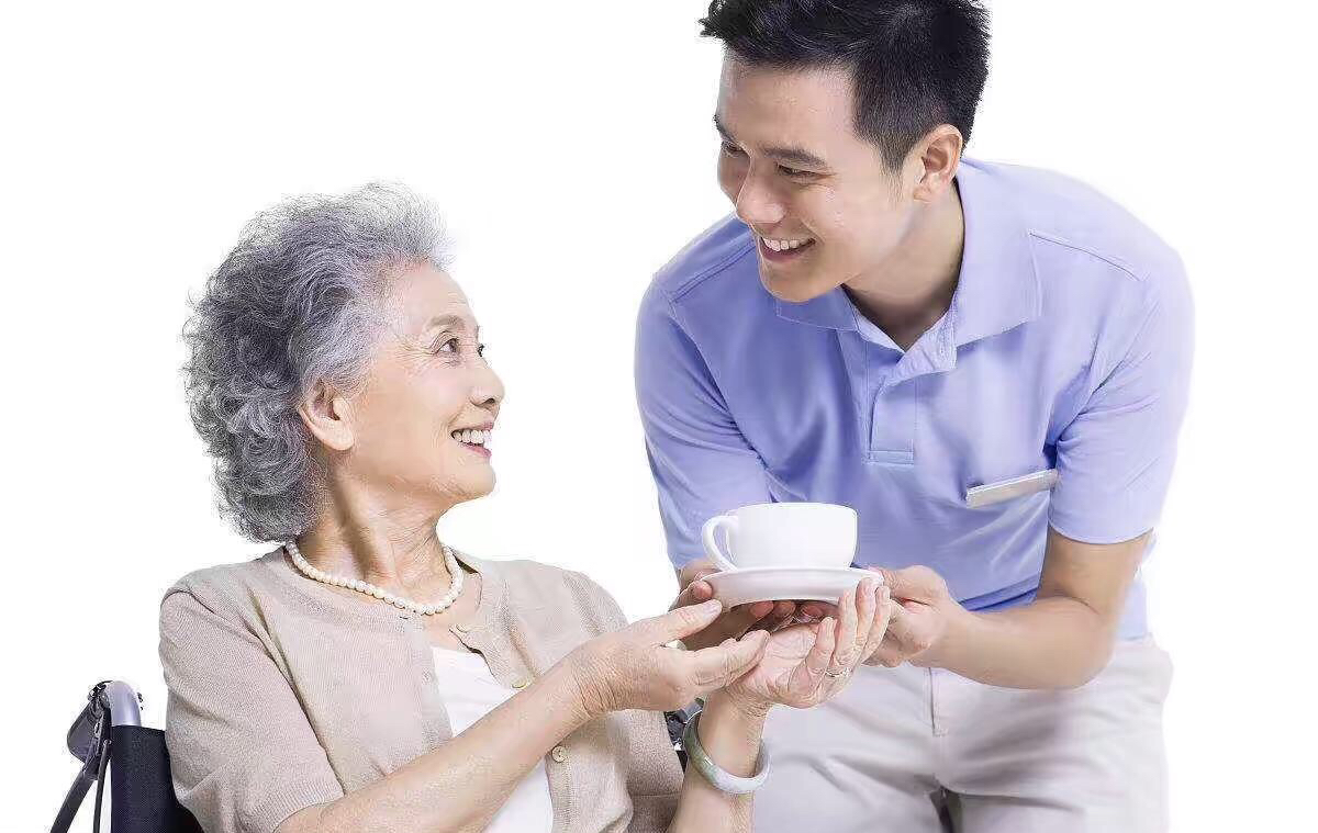 现在有很多老人住院,儿女找护工照顾,你怎么看?