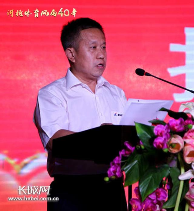 李春岗:联办共建 游泳健儿谱新篇