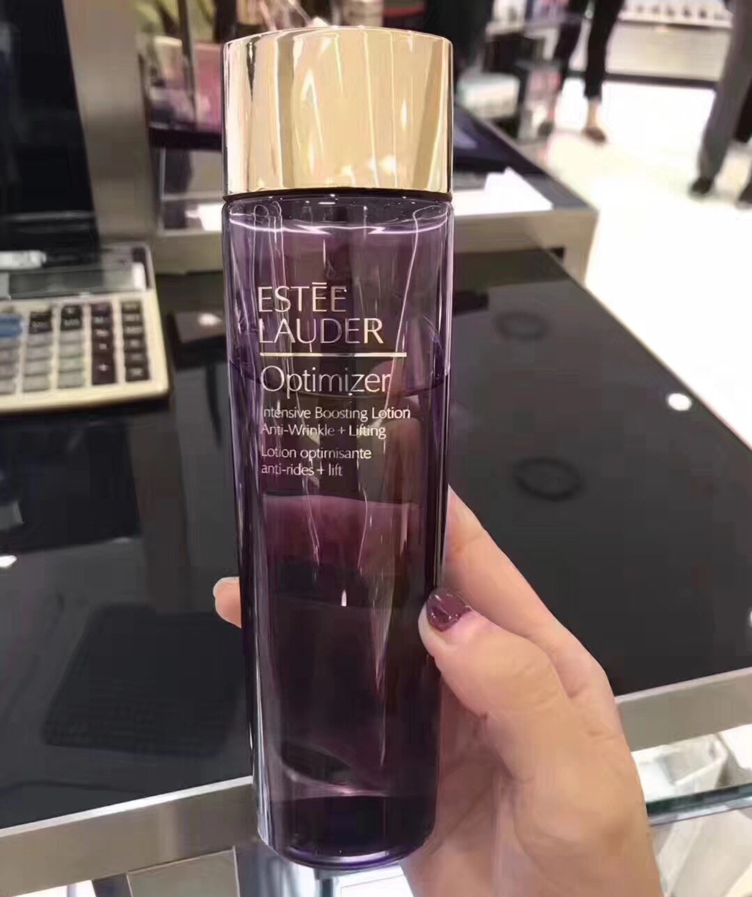 雅诗兰黛系列:小棕瓶只是名气大,30岁女人更喜欢这几个抗皱单品