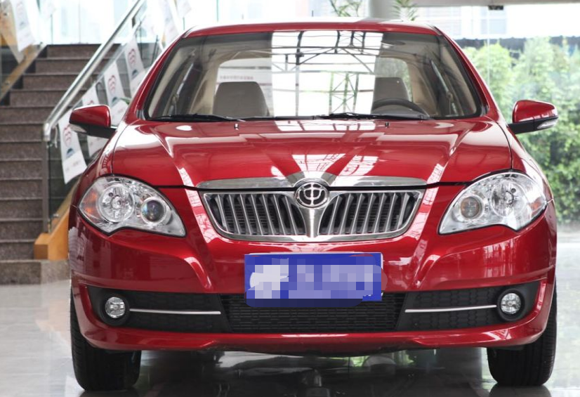 中华骏捷fsv整体风格极具力量感,非常的具有吸引力,颜值耐看