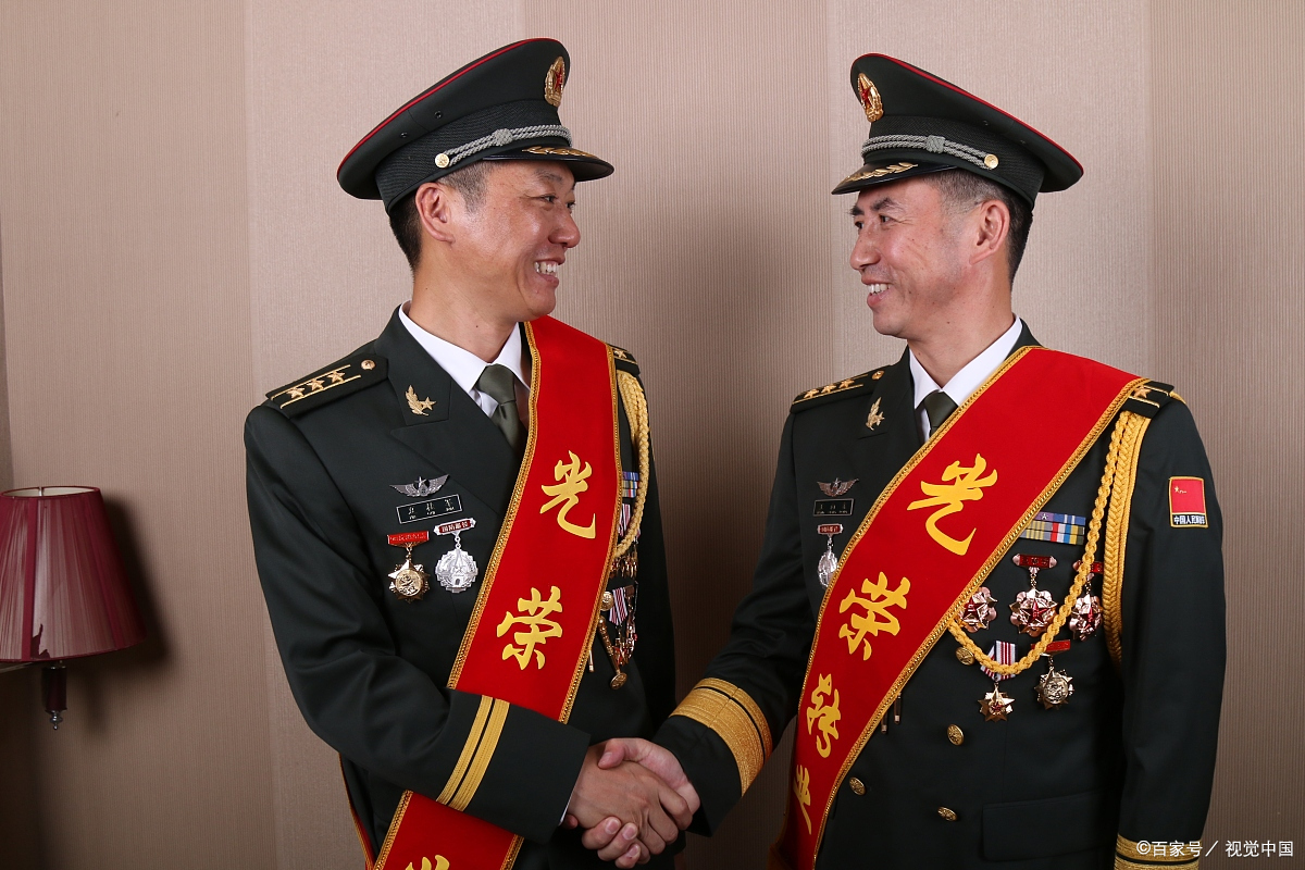 建议荣立3次三等功以上的战友,享受二等功待遇