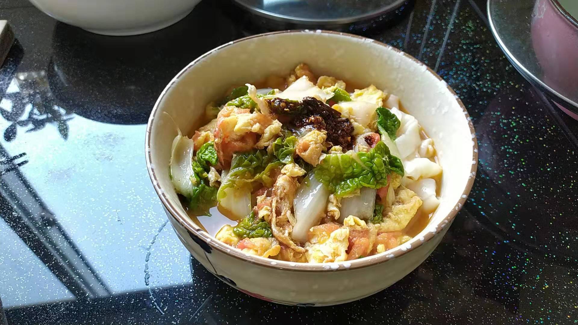 西红柿鸡蛋手工捞面,纯正的家的味道!