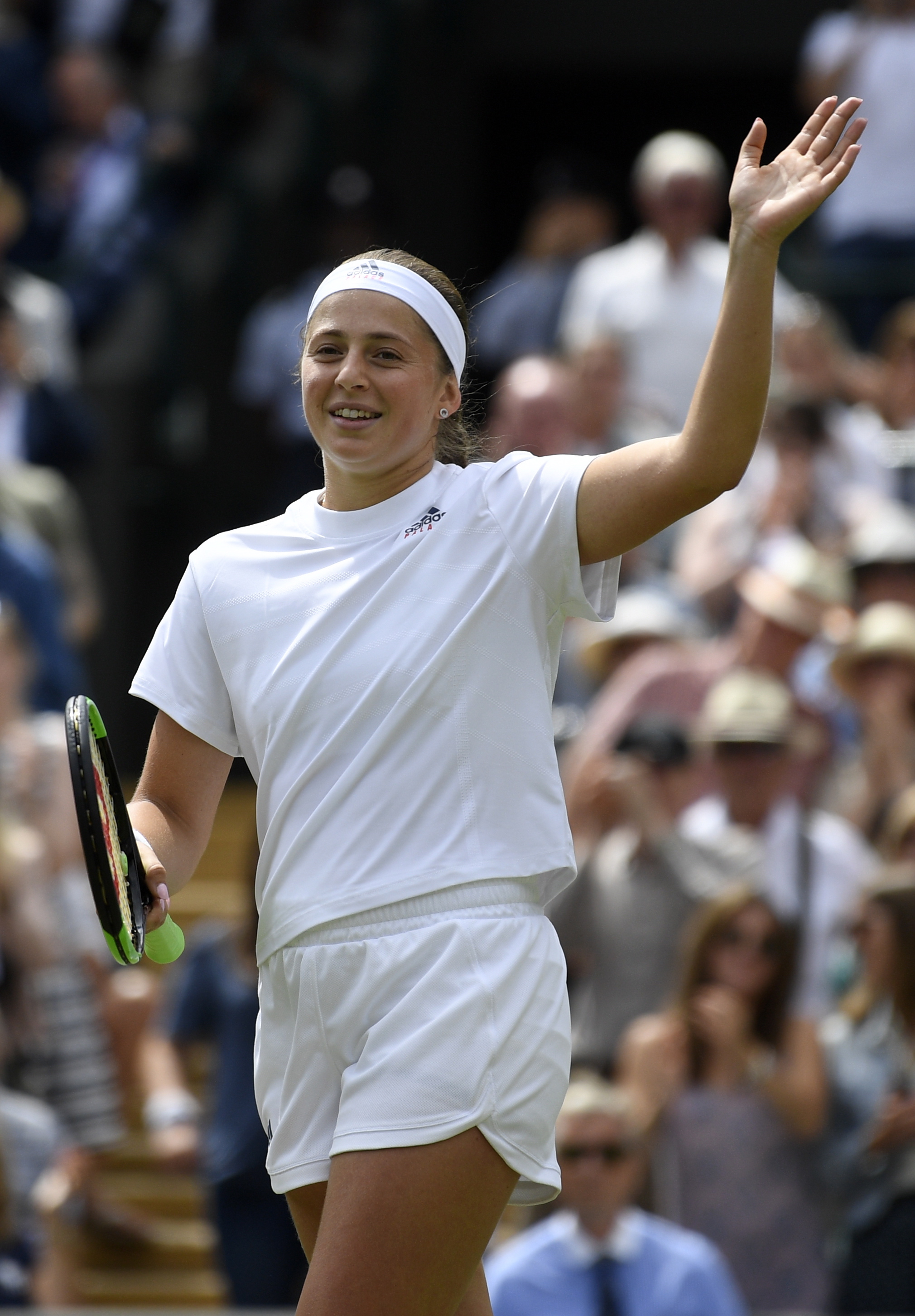 网球——温网:奥斯塔片科晋级半决赛(7)