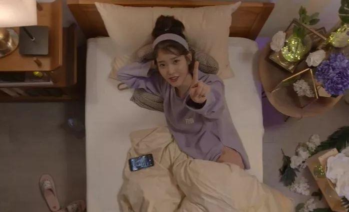 iu曾受失眠之苦,日前上节目公开自己的独特治疗失眠方法!