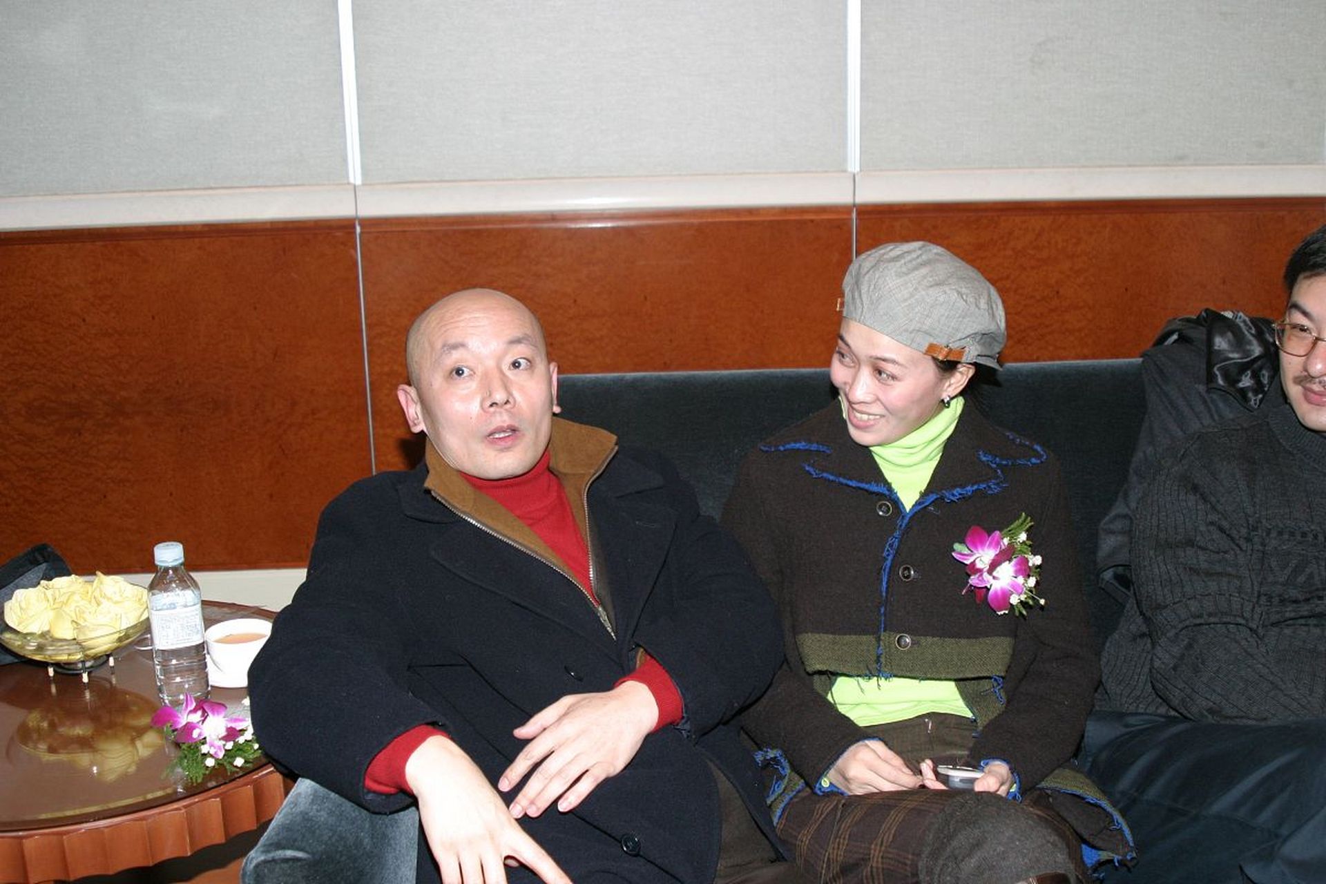 1995年,葛优的妻子贺聪不顾丈夫反对,掏出350万家底,一口气在北京三环