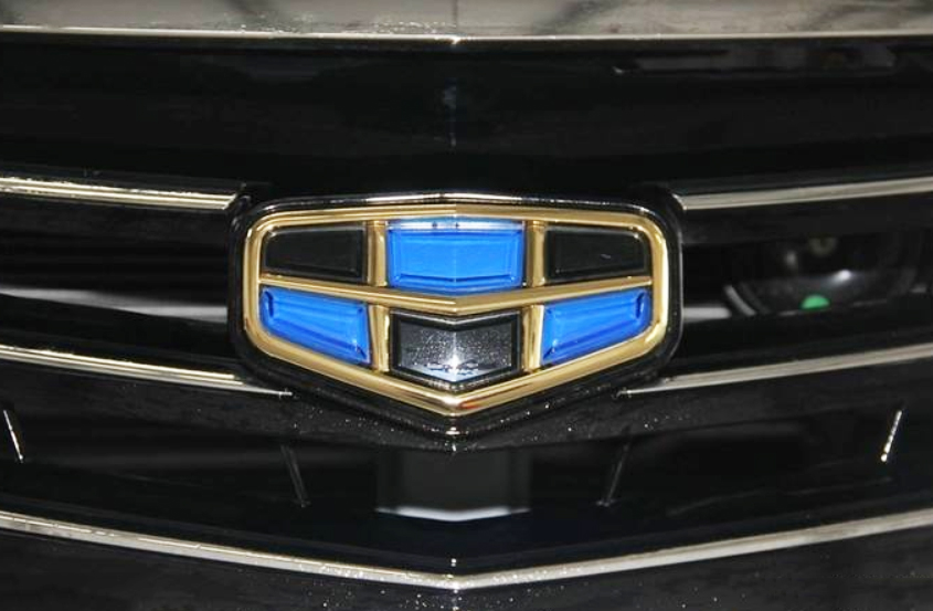 4个国产车集体换车标!告别"山寨"设计,车友:红旗新标太帅了