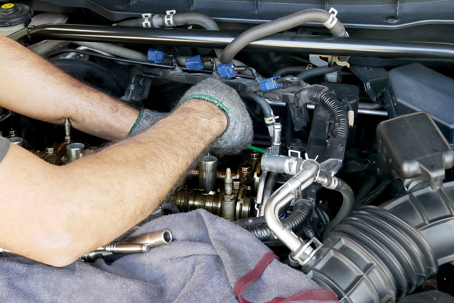 因此,当排气系统故障灯亮起时,建议尽快将车辆送修,以便对问题进行