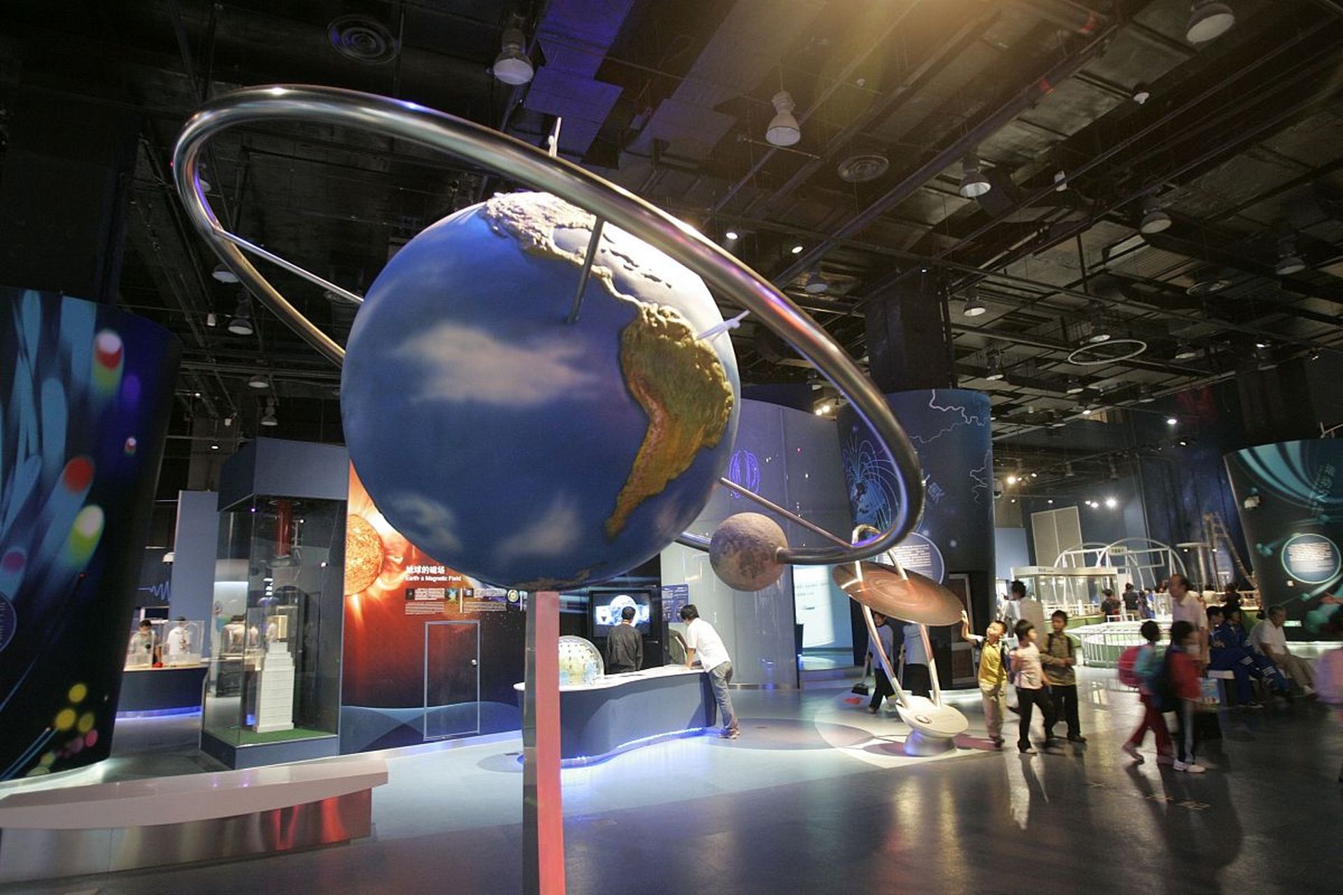 中国科学技术馆是你科技之旅的绝佳选择!