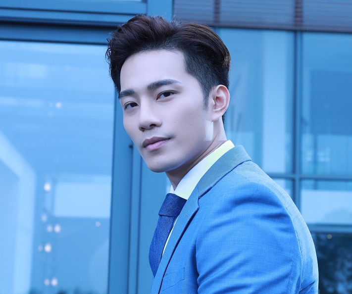 杨夕不让花彪碰嘴,新戏反倒强亲徐志贤,老铁:杨大奔你过分了啊