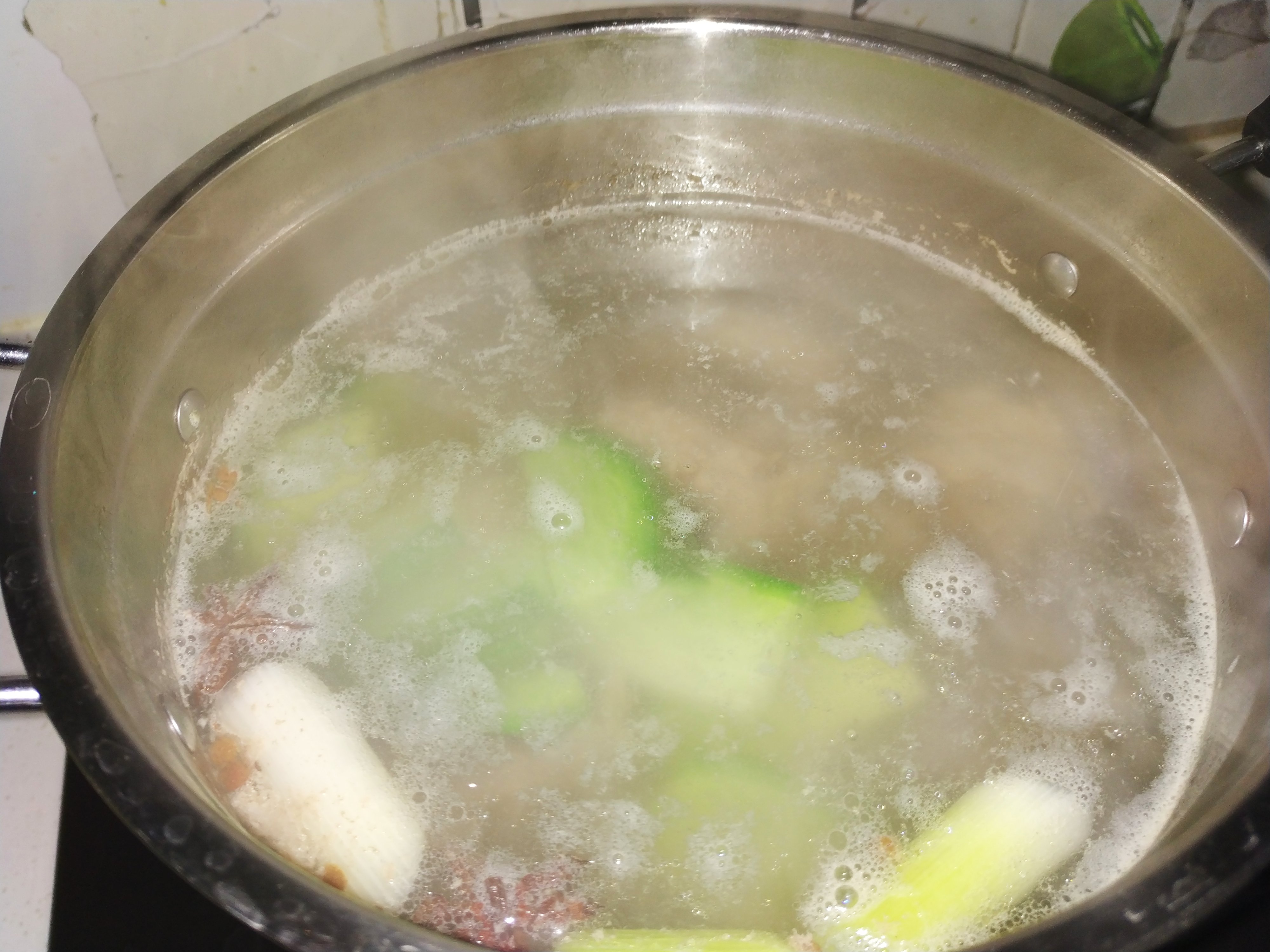 排骨和它是天生一对,一起炖汤营养足味道鲜,一次喝2大碗才过瘾