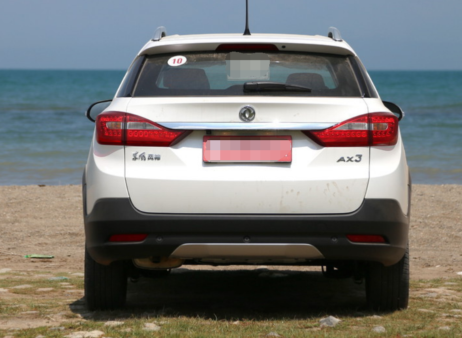 东风风神ax3,外观设计增添了年轻与活力,延续家族设计风格