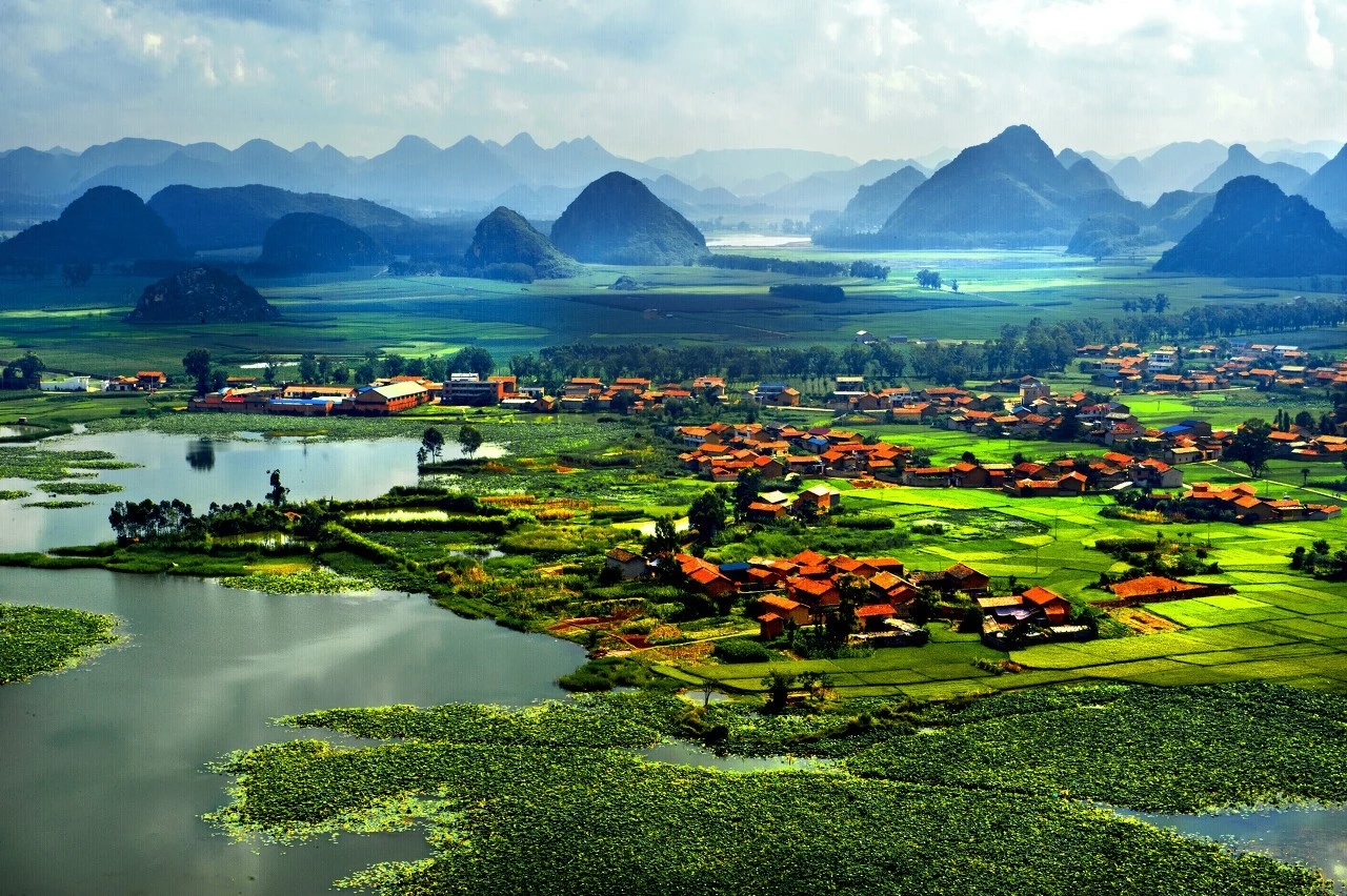 风光美景堪比西湖,山水田园不下桂林,普者黑一个安闲自在的乐土