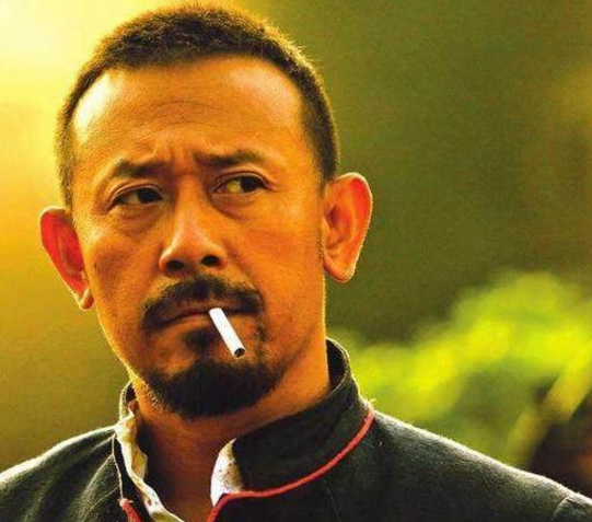 娱乐圈成为经典的5个叼烟镜头排名,张国荣第二,姜文第五