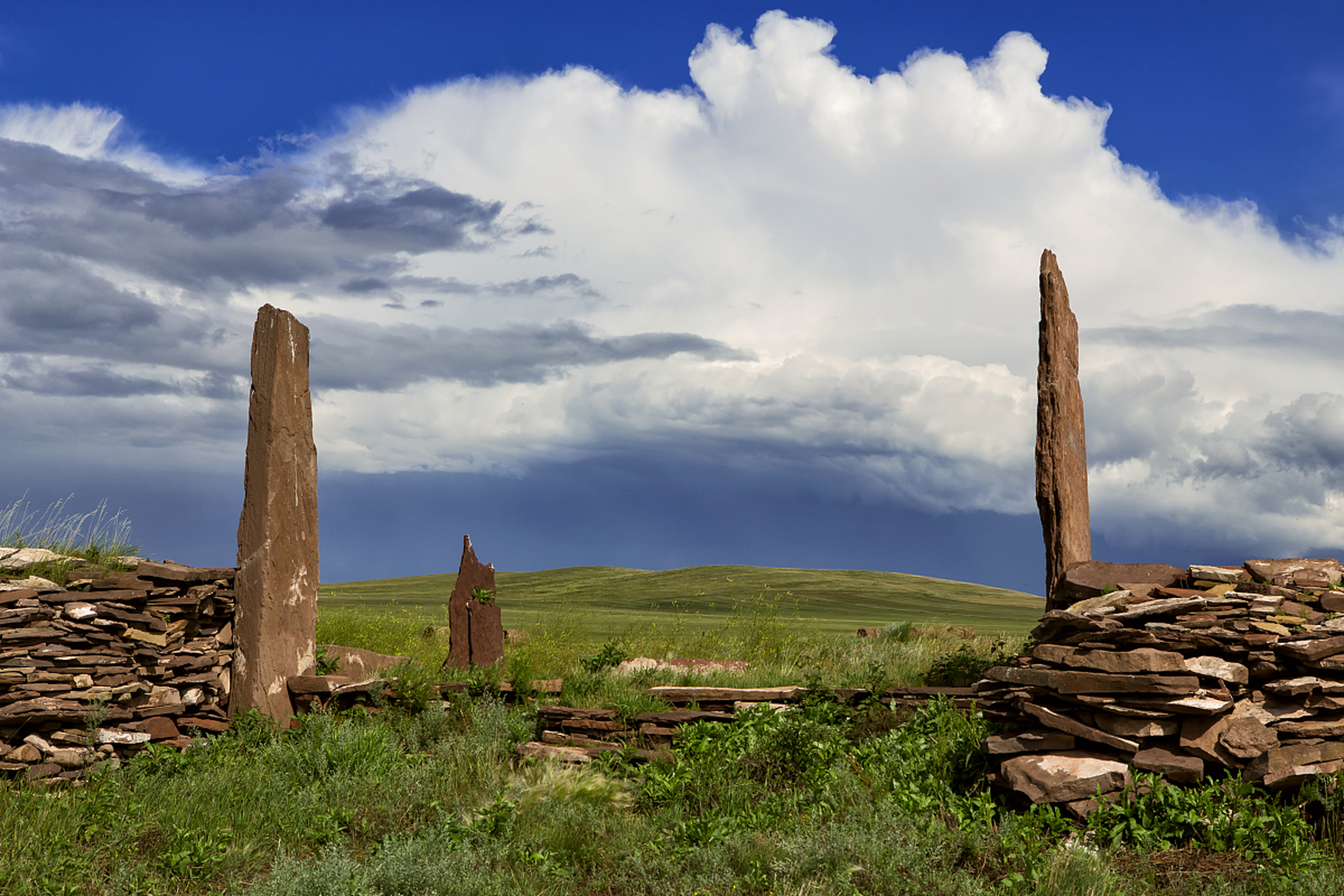 奇遇那拉提#新疆那拉提乌孙古迹旅游景点是国内有名的古迹景点忠换