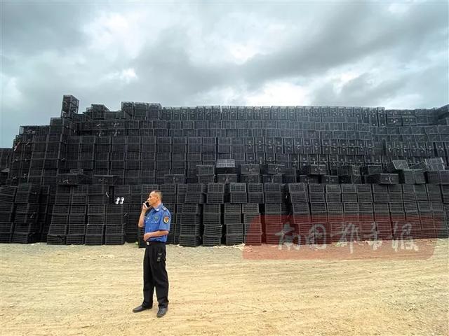 我们的报道引关注,定安将拆除敬老院旁违建工厂