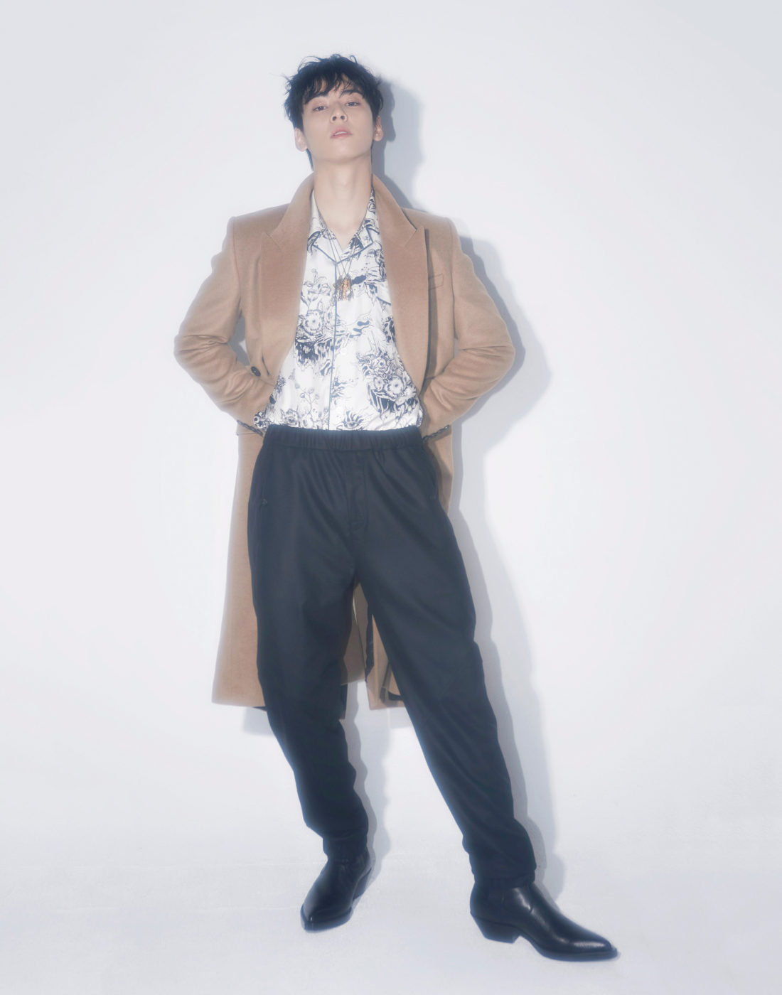 "今年的男人"车银优杂志海报公开:这就是"颜值天才"的威力!