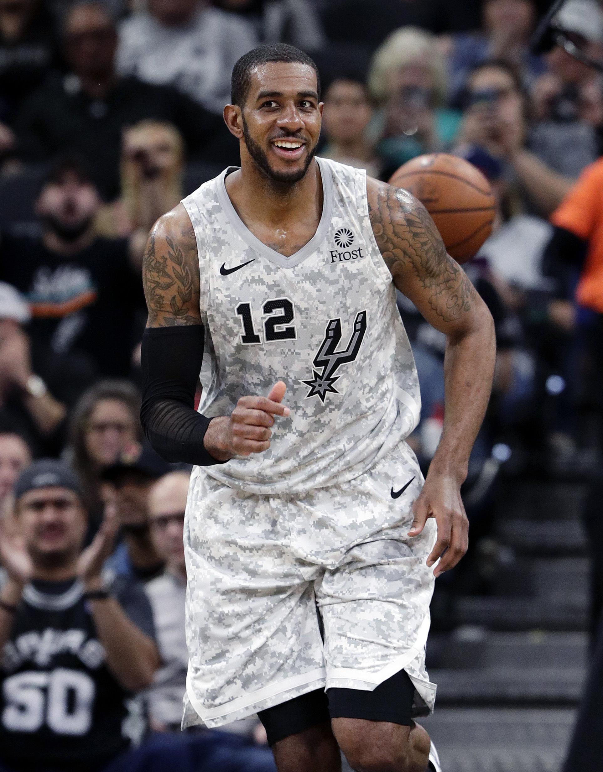 篮球——nba:马刺胜鹈鹕