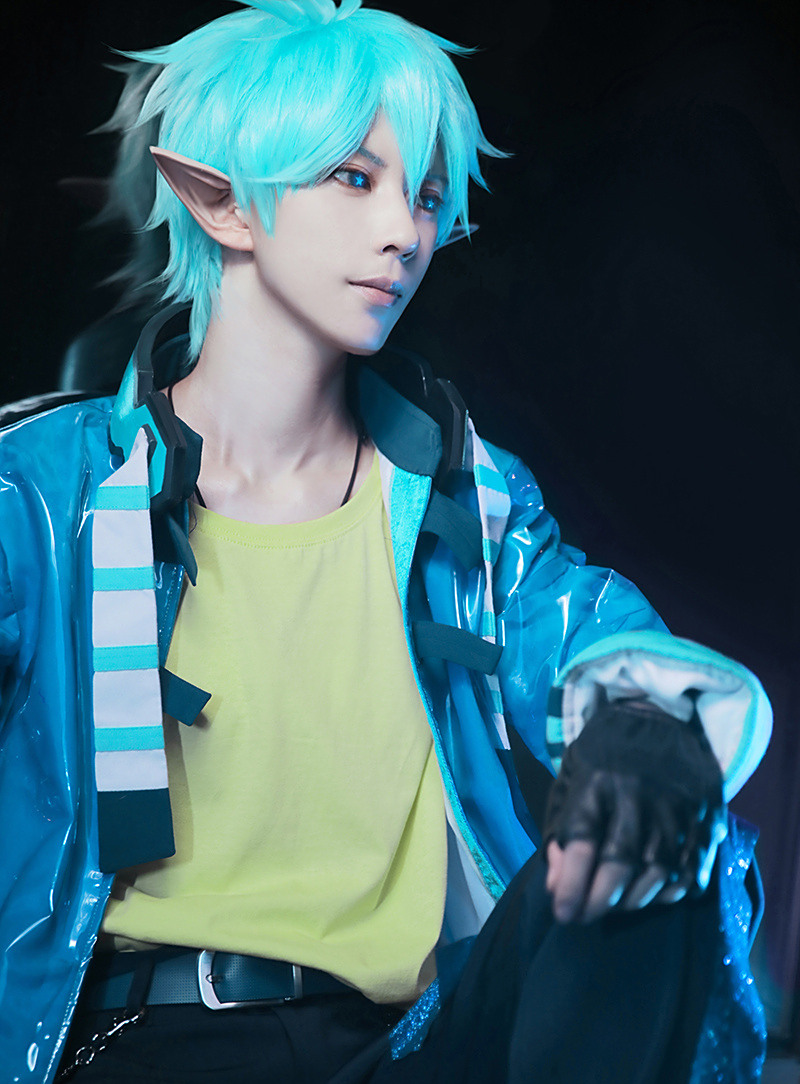 "男装大佬"熊祁被质疑照片,晒素颜照,网友:我信了!