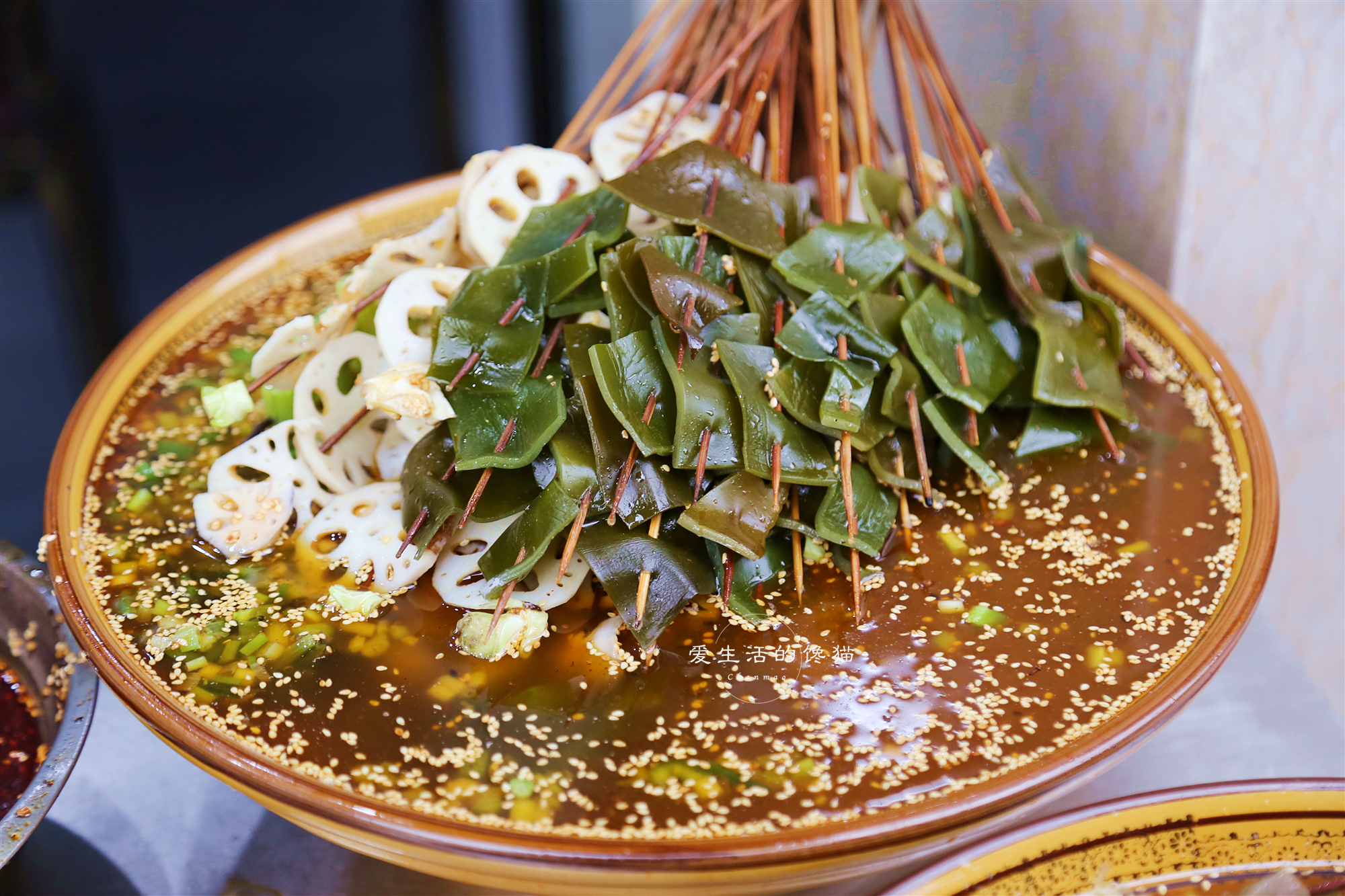 假期出游,成都美食吃一路,满大街的鲜香麻辣,您吃过几样呢?