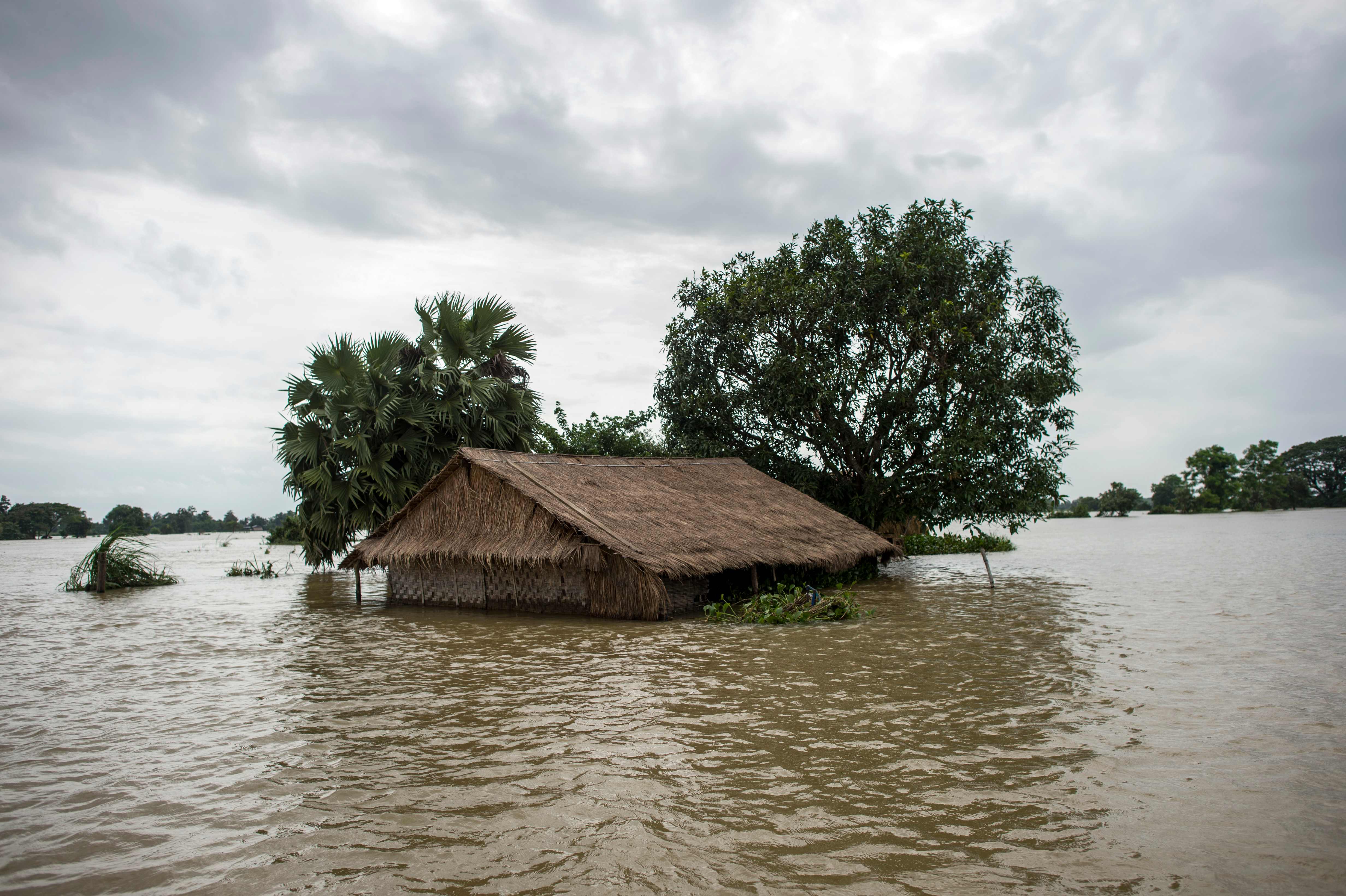 缅甸洪灾造成12人死亡(3)
