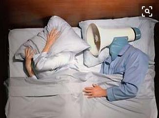 92岁老人被室友残忍用枕头闷死 只因为睡觉打鼾太吵人