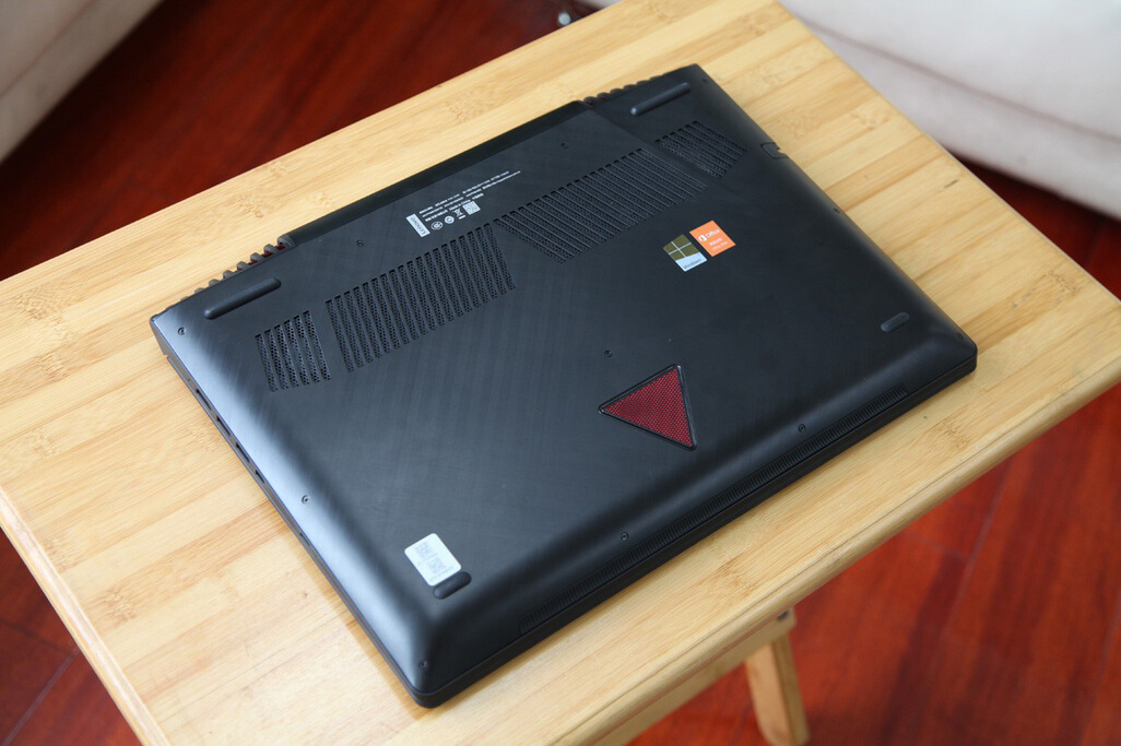 电竞游戏笔记本,晚上吃鸡,缺不了这款联想拯救者y720