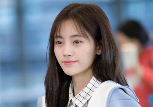 有一种"证件照"叫鞠婧祎,关掉10倍美颜,四千年美女长这样