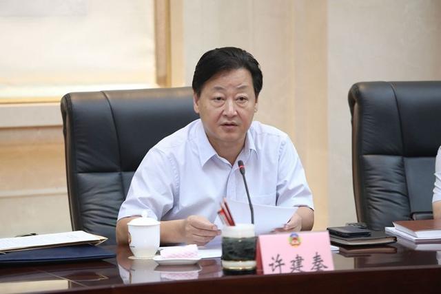 许建秦:将医院自产制剂纳入医保,合疗支付范围