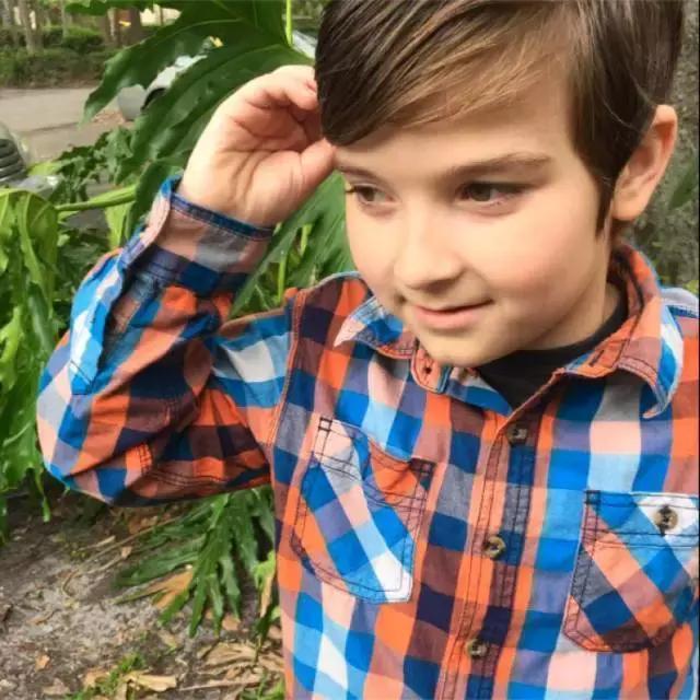 高中毕业后,龅牙哥张勇成了中国美术学院艺术设计学院的学生,专业是