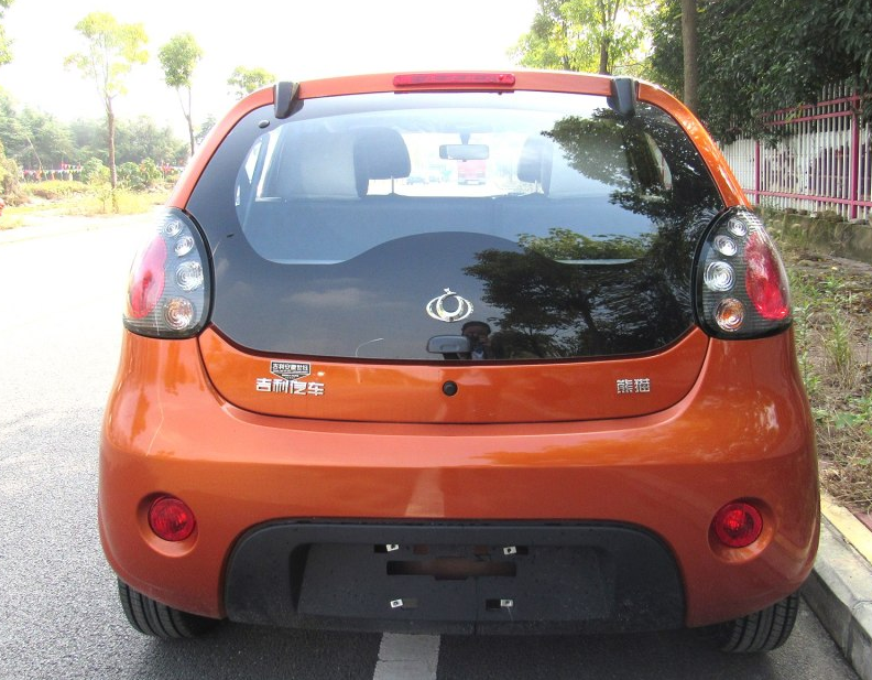 吉利熊猫,低价代步实用车,萌萌哒的造型带给你旅途好心情