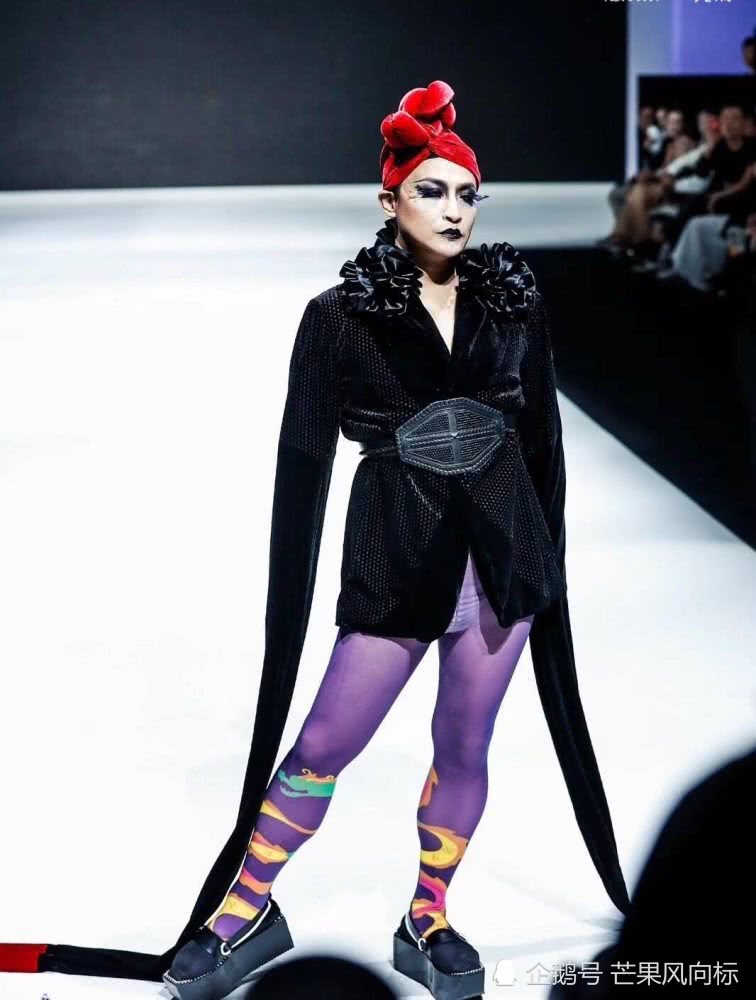 陈志朋t台再扮女装大佬,网友吐槽辣眼睛,本人竟是这么回应的