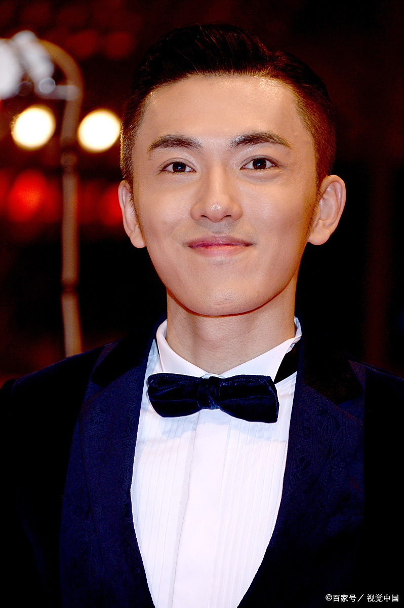 从烂剧《落跑甜心》到柏林电影节,邬立朋的每一步都有"野心"