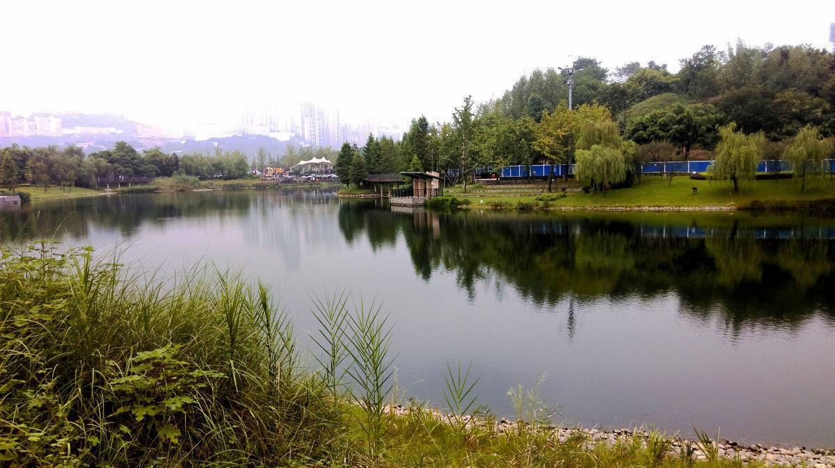 马上出发:到重庆最有特色的4座滨江公园去踏青