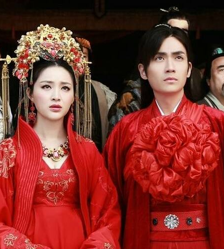朱一龙到底和多少女星拍过结婚照?除了宋轶,铁粉还能说出5个