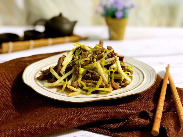 韭黄炒牛肉丝