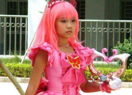 巴啦啦小魔仙:美雪变身19秒,美琪变身23秒,而他一秒变身