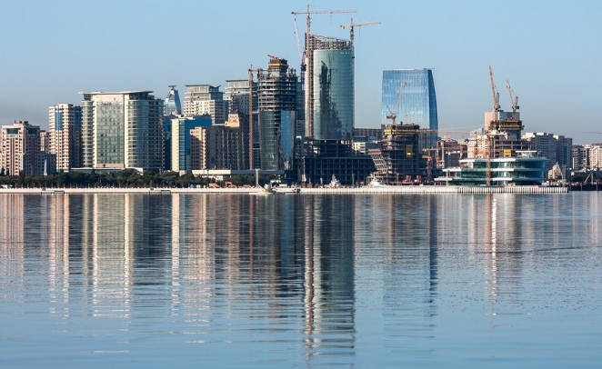 里海——面积广阔,港口众多