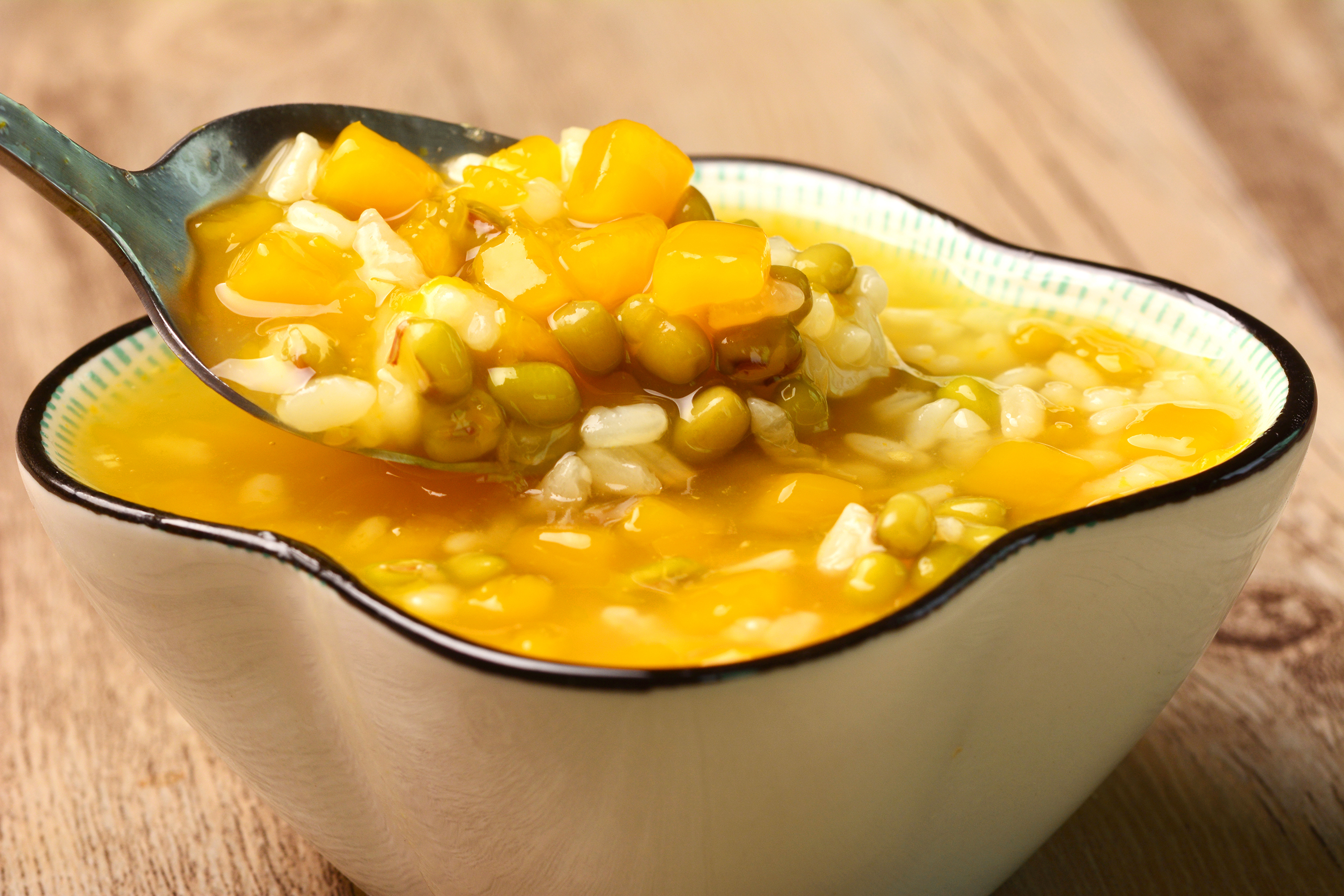 香甜可口的南瓜粥,4种食材搭配熬制,营养高,消化好,超好吃